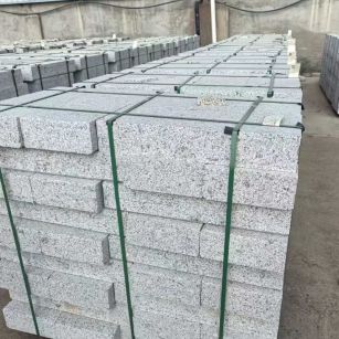 河源 白麻花岗岩路沿石，弧形路沿石，道牙石，马路牙子，界石，路缘石，平沿石，直岩石，平缘石等