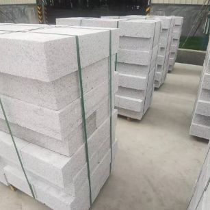 河源 白麻花岗岩路沿石，立缘石，平缘石，路牙石，道牙石，马路牙子等