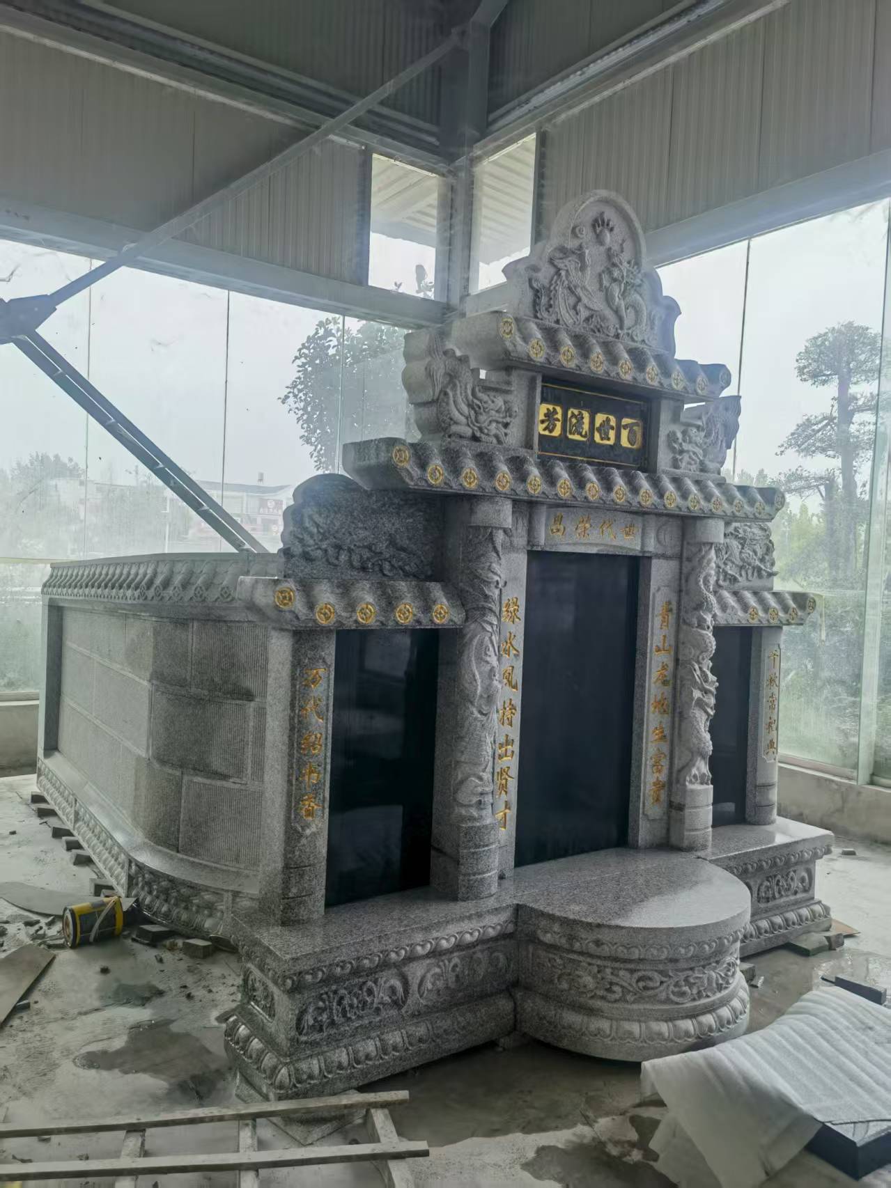 河源 芝麻白墓碑效果展示图