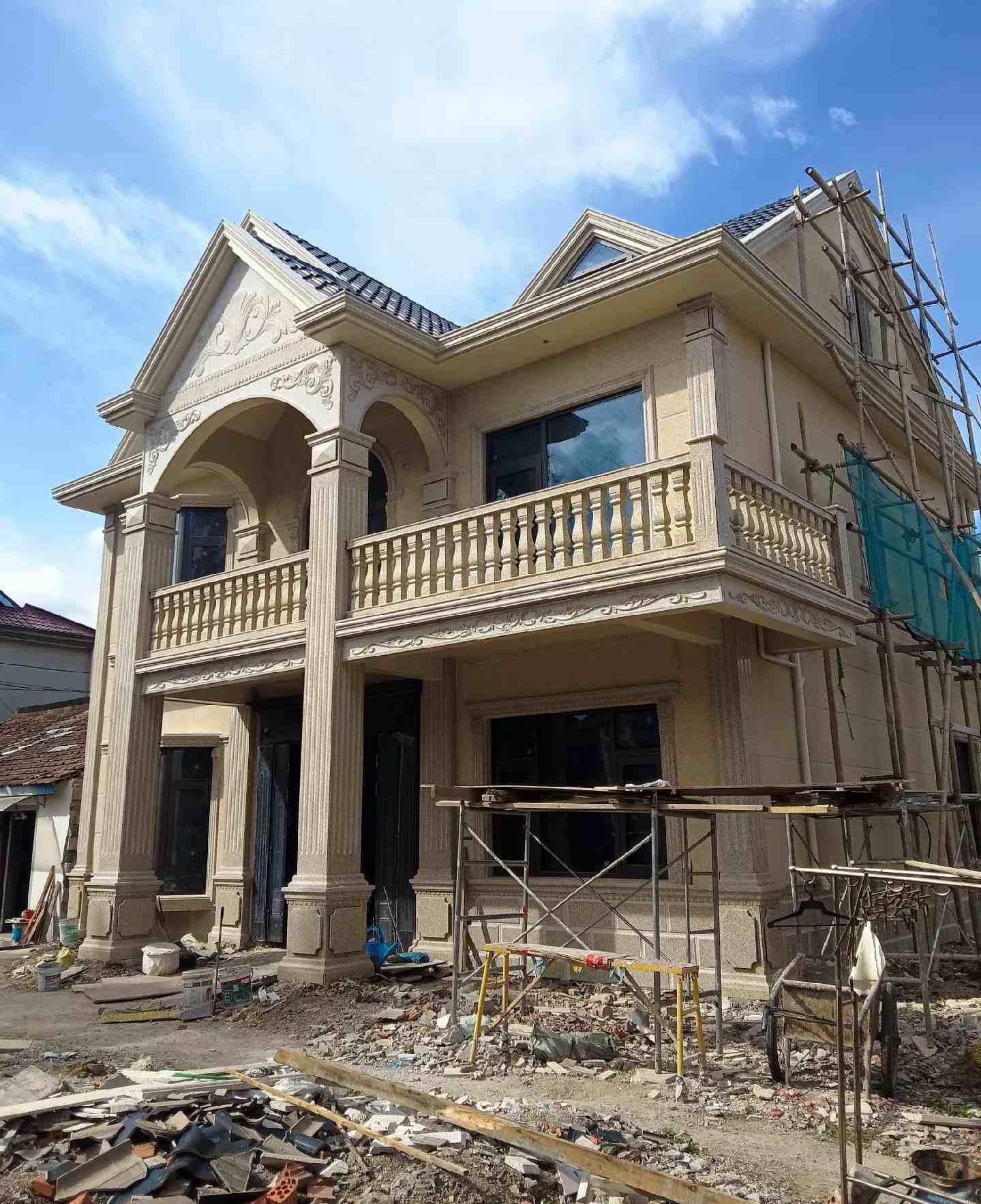 河源 黄金麻花岗岩石材私人别墅雕花门楼柱阳台栏杆