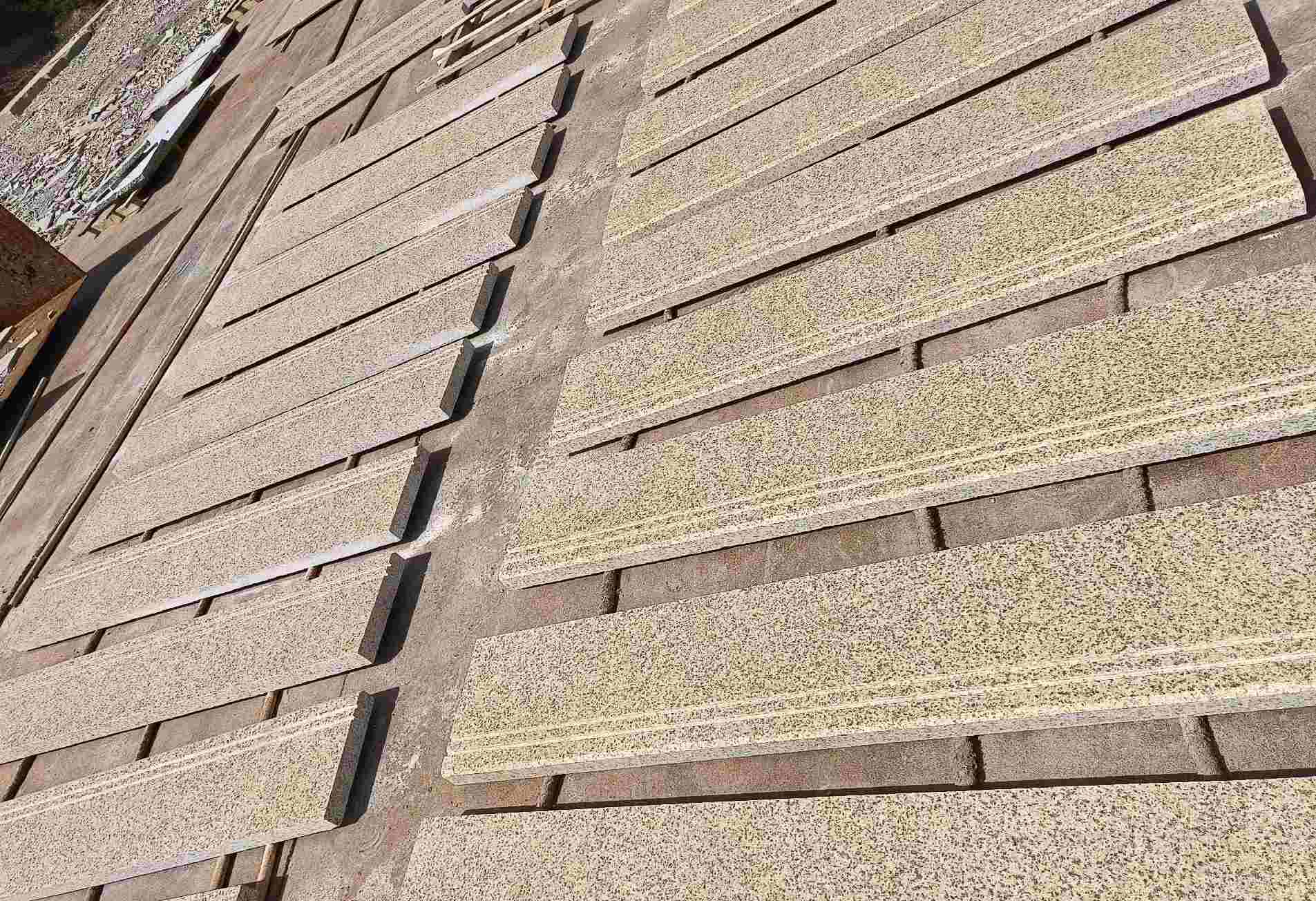 河源 黄金麻花岗岩光面楼梯踏步