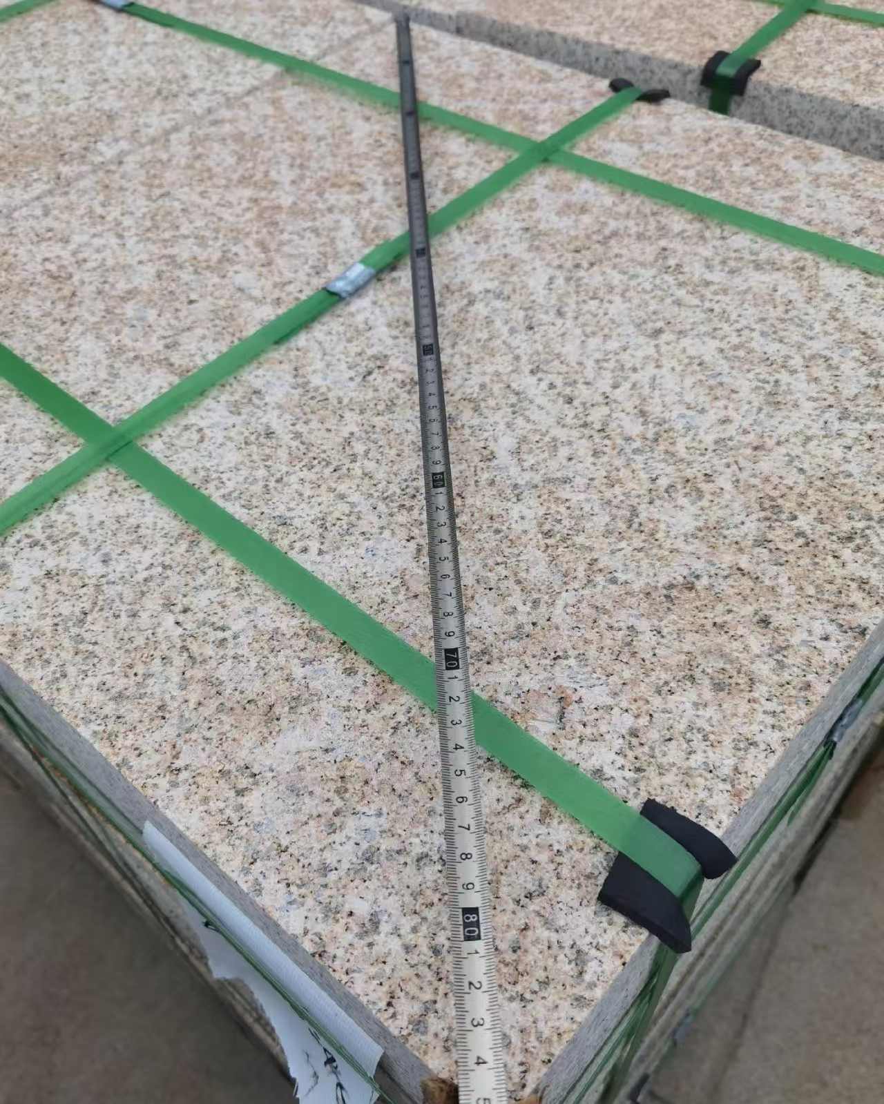 河源 黄金麻火烧面地铺石